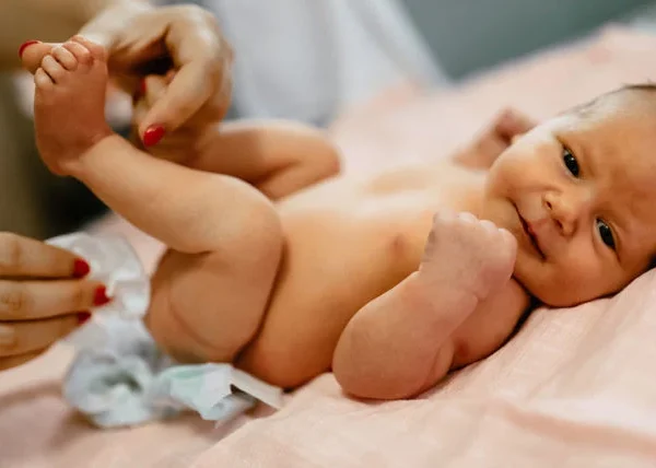 الخصية المعلقة